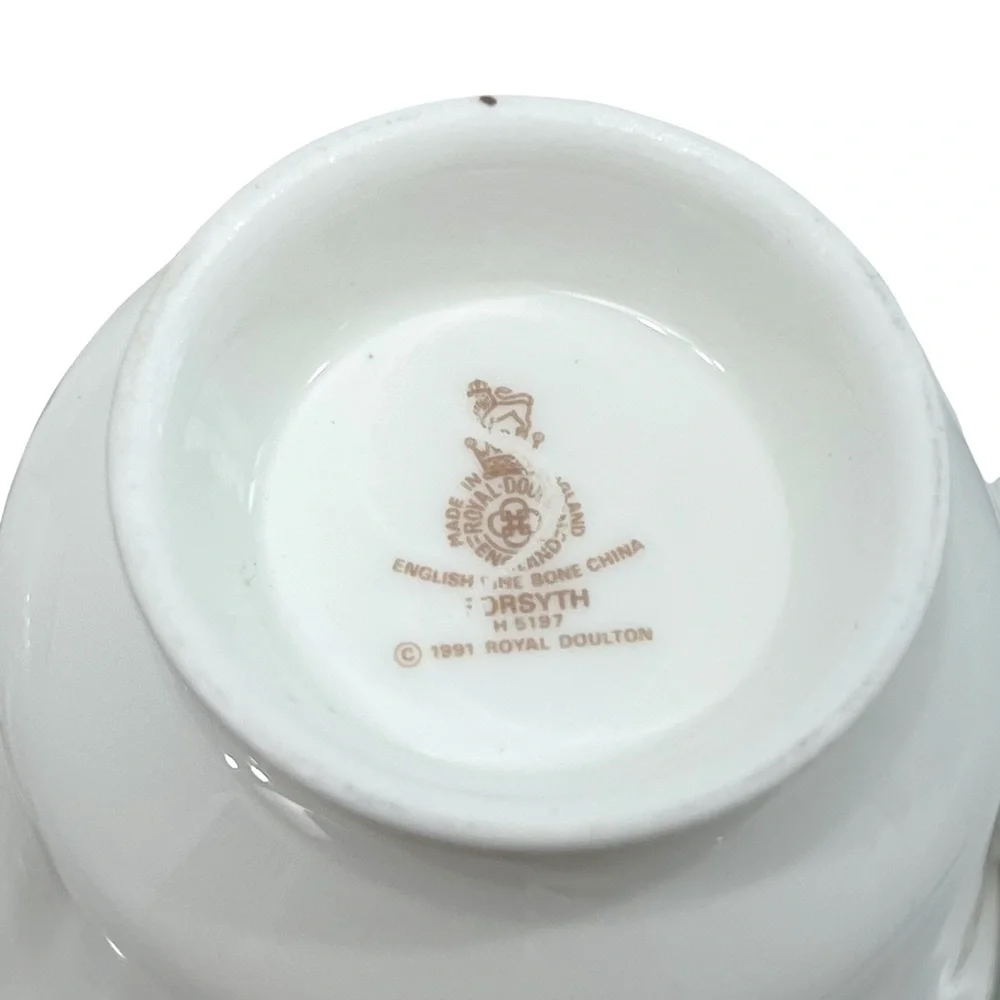 ROYAL DOULTON FORSYTH SET OF 3 FOOTED BONE CHINA CUPS & SAUCERS